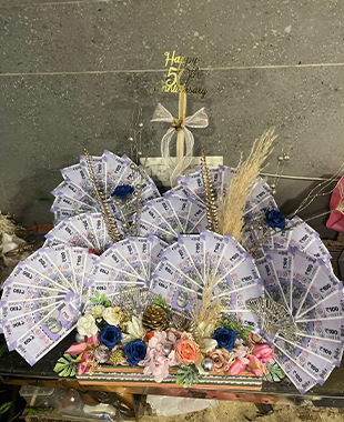 Money Hamper Service